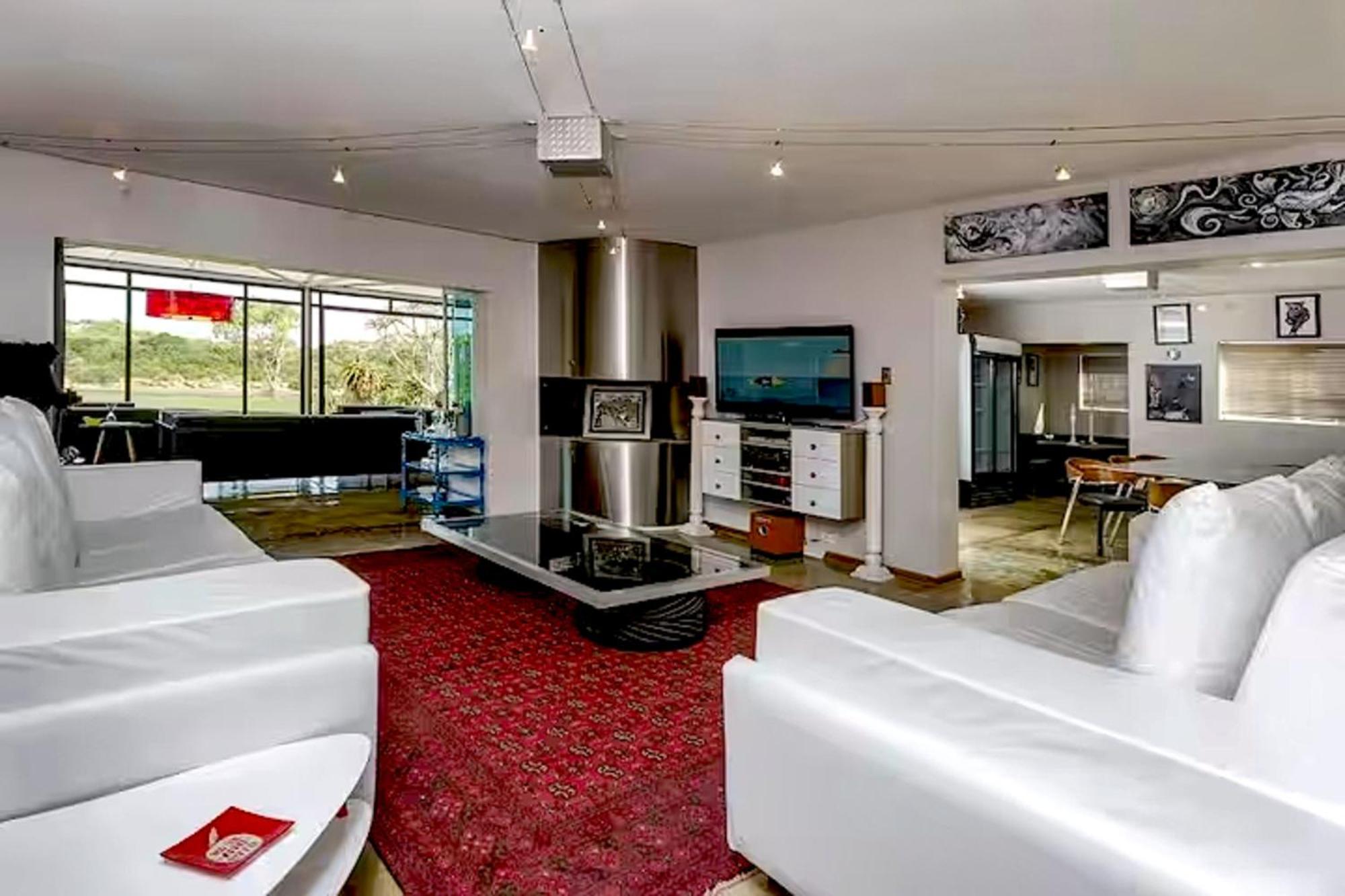 90 On Wellington Villa Colchester Exteriör bild